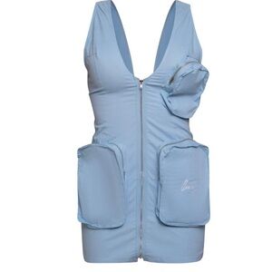Chic Light Blue Mini Dress with Pockets